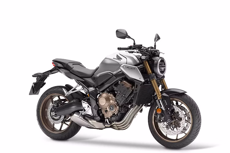Mẫu xe CB650R mới sẽ được nhập khẩu chính hãng từ Thái Lan và bắt đầu được bán ra thị trường từ ngày 1/3/2019 tại đại lý Honda Moto TP HCM. Mức giá của Honda CB650R đề xuất là 245,99 triệu đồng.