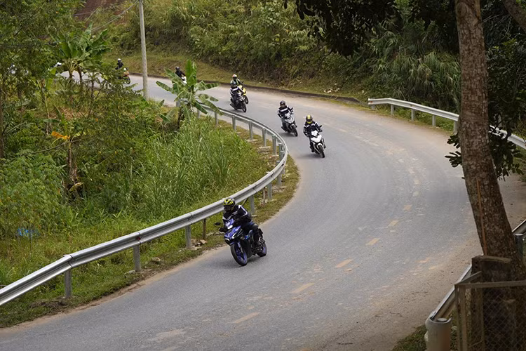 Yamaha Exciter - khi phong cach the thao 
