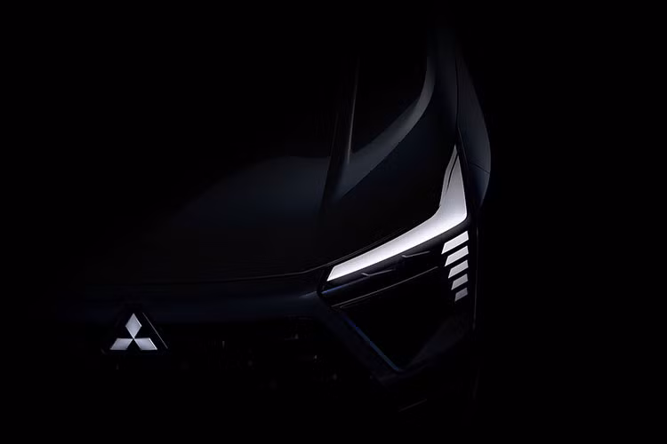 Mẫu SUV đô thị Mitsubishi cỡ nhỏ hoàn toàn mới được hé lộ lần này, chính là mẫu xe đầu tiên trong thế hệ xe SUV mới sẽ được tập đoàn Mitsubishi Motors giới thiệu tại thị trường ASEAN trong thời gian sắp tới, một trong những thị trường trọng điểm của hãng trong chiến lược phát triển toàn cầu.