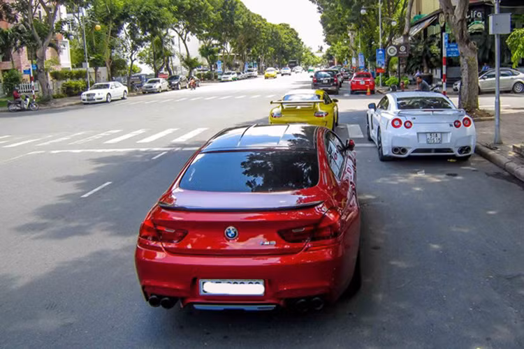 Hồi đầu năm nay, chiếc M6 Gran Coupe này được một người chơi xe tại khu vực phía Nam mua về và được xem là chiếc đầu tiên ra biển trắng tại TP HCM.
