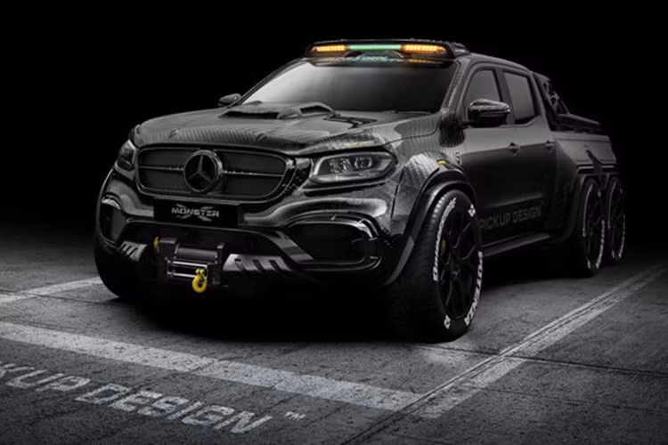 Hồi tháng 3 năm nay, Pickup Design - chi nhánh “chuyên trị” các dòng xe bán tải của hãng độ lừng danh Carlex Design đã giới thiệu hai gói độ dành riêng cho chiếc bán tải Mercedes X-Class là Exy và Urban. Tuy nhiên, các giải pháp độ này vẫn chỉ dừng lại ở việc làm mới diện mạo của xe mà không mang đến quá nhiều sự vượt trội.
