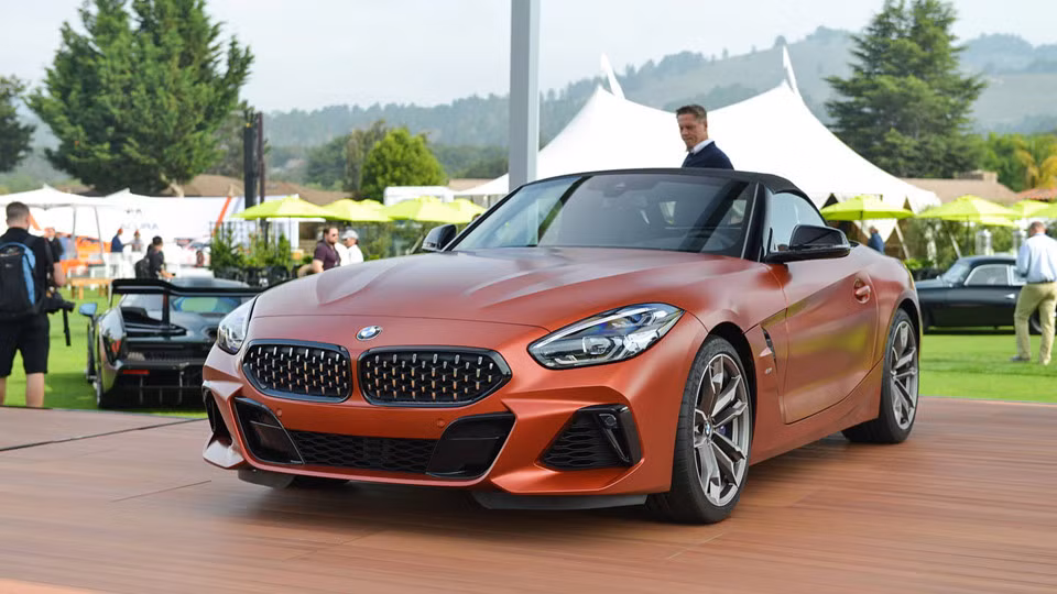 Tại lễ hội Pebble Beach Concours d’Elegance 2017, BMW đã mang đến chiếc Z4 Concept với thiết kế mang tính đột phá. Một năm sau, cũng tại Pebble Beach, chiếc xe thể thao BMW Z4 M40i First Edition 2019 bản thương mại đã chính thức ra mắt công chúng.
