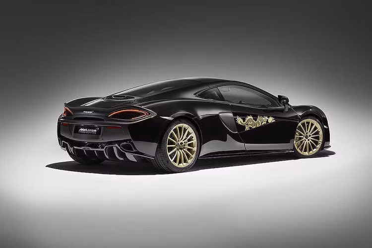 Vào thời điểm đó, McLaren đã công bố sẽ chỉ sản xuất đúng 4 chiếc 570GT Cabbeen; tuy nhiên gần đây hãng đã quyết định tạo ra thêm 1 chiếc nhân dịp Tết Kỷ Hợi 2019. Chiếc xe cuối cùng này được dành riêng cho thị trường Mỹ và được phân phối bởi đại lý McLaren Beverly Hills.