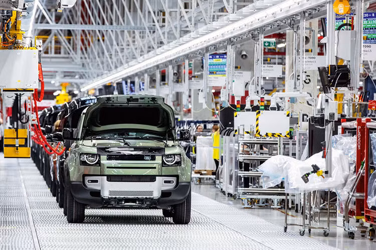 Land Rover Defender ngung san xuat vi thieu chip ban dan toan cau-Hinh-2