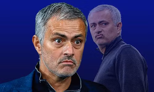 Mourinho bi MU sa thai: Ac mong truoc le Giang sinh-Hinh-4
