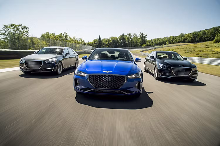 Tại thị trường Úc, giá xe sang Genesis G80 3.8 cơ sở bán ra khởi điểm từ 68.900 AUD (tương đương khoảng 1,11 tỷ đồng), trong khi bản G80 3.8 Ultimate có giá lên tới 88.900 AUD (khoảng 1,43 tỷ đồng).