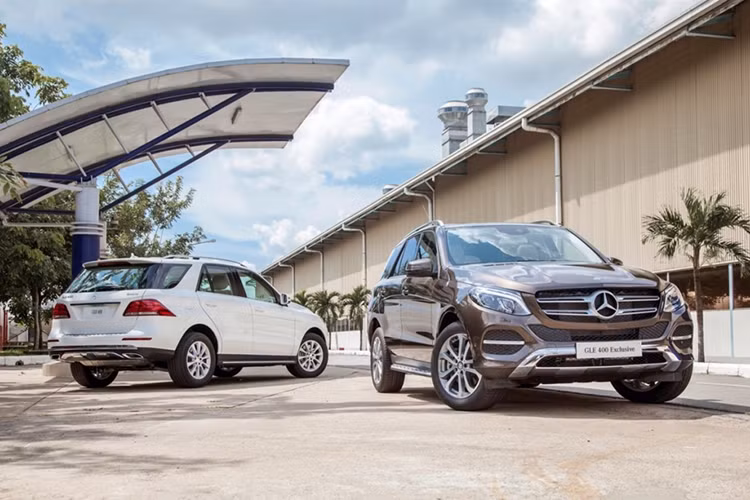 Từ tháng 4/2017, mẫu xe thể thao đa dụng Mercedes-Benz GLE mới (phiên bản SUV) sẽ được bổ sung hộp số 9 cấp 9G-TRONIC. Như vậy, cả ba mẫu SUV của Mercedes-Benz tại Việt Nam gồm; GLC, GLE và GLS đều đã được trang bị hộp số 9G-TRONIC có khả năng vận hành êm ái và tiết kiệm nhiên liệu.