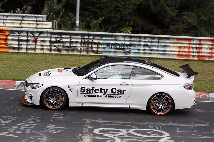 Được biết, BMW đã thử nghiệm công nghệ đột phá này trong một thời gian dài và bây giờ, họ đã sẵn sàng cho việc thương mại hóa nó.