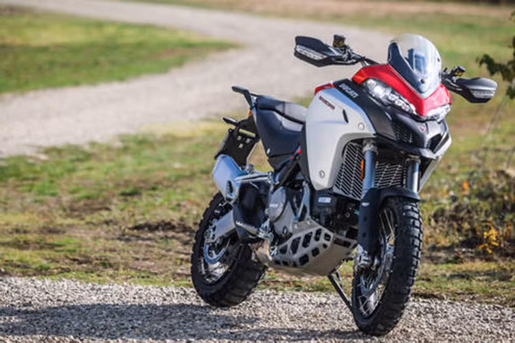 Trước khi được đưa đi trưng bày chính thức tại triển lãm EICMA 2018 diễn ra tại Milan, nước Ý, mẫu Ducati Multistrada 1260 Enduro 2019 đã chính thức lộ diện với đầy đủ thông tin về thông số kỹ thuật và hiệu năng.