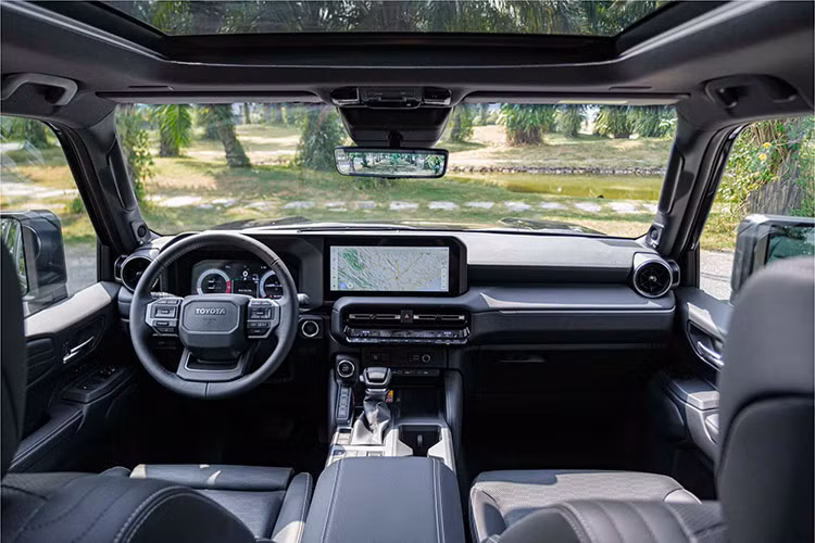 Toyota Land Cruiser Prado 2024 tai Viet Nam kenh gia hon nua ty-Hinh-5