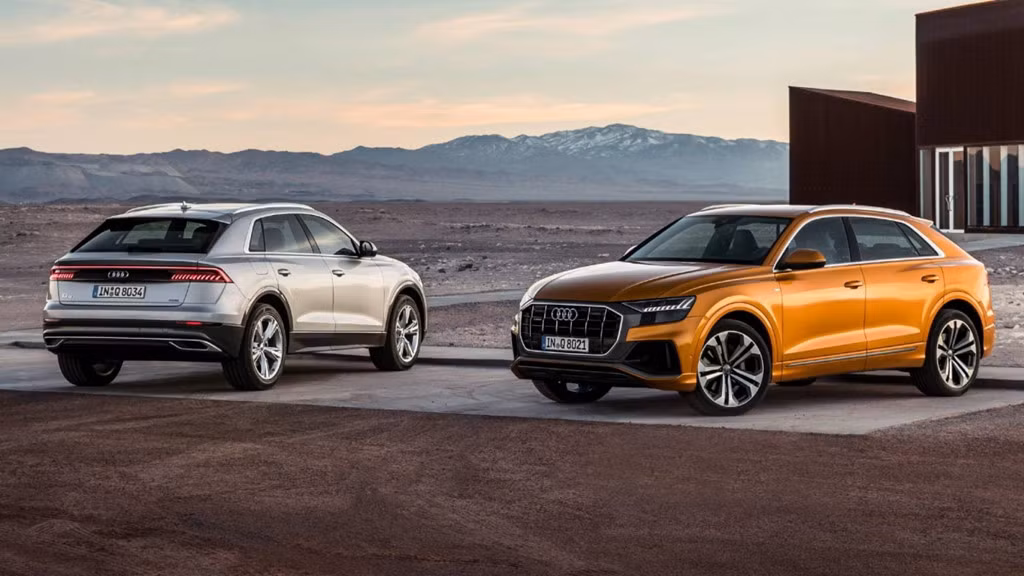 Hãng xe sang Đức vừa công bố giá bán chính thức của chiếc SUV chủ lực Audi Q8 2019. Phiên bản Q8 50 TDI trang bị động cơ V6 tăng áp dung tích 3.0L kết hợp công nghệ mild hybrid (MHEV), pin lithium-ion cùng công nghệ hybrid song song BAS vào hệ thống điện 48 Volt.