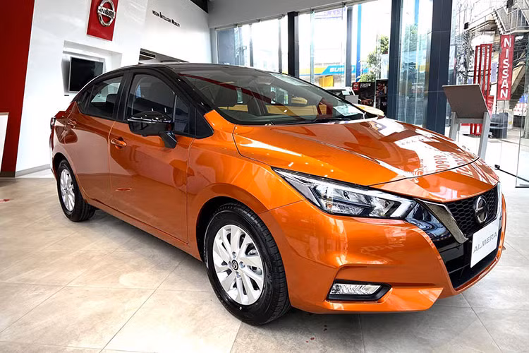 Nissan Almera bi dinh chi dan nhan nang luong... do loi danh may?-Hinh-2