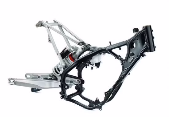 Theo KTM, hãng sẽ tung ra hai mẫu cào cào 2 thì EXC TPI mới sở hữu động cơ dung tích 249 và 293,2cc vào năm 2018 có trọng lượng khô là 103 kg. Tuy nhiên thông số kỹ thuật cùng giá bán cho 2 mẫu cào cào trang bị động cơ mới này vẫn chưa được hãng xe Áo tiết lộ. Dự đoán, xe sẽ có giá thành tương đương với phiên bản 4 thì trước đó.