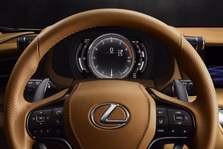Với định hướng mở ra một trang mới cho tương lai Lexus, sứ mệnh của LC500 là mang đến cảm giác lái hứng khởi chưa từng có trên bất cứ dòng xe Lexus nào trước đó.