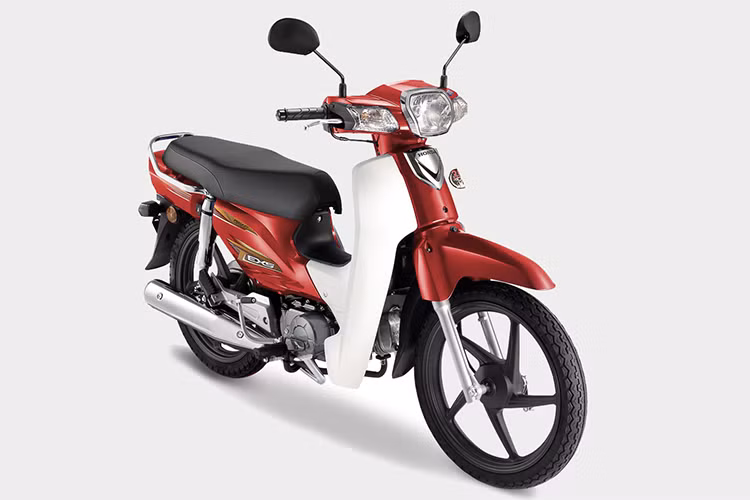Hiện tại, phiên bản kỉ niệm 35 năm của Honda Dream chỉ được phân phối chính hãng tại Malaysia với hai phiên bản vành căm và vành đúc hợp kim với 2 màu xanh và đỏ.