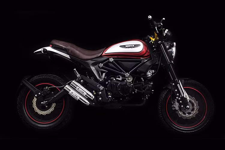 Về thiết kế, chiếc Lifan Hunter scrambler 125 đã "nhái" rất tỉ mỉ những đặc trưng của Ducati Scrambler phiên bản Icon. Mới nhìn qua, có thể rất nhiều người sẽ không phân biệt được đâu là bản gốc, đâu bản sao.