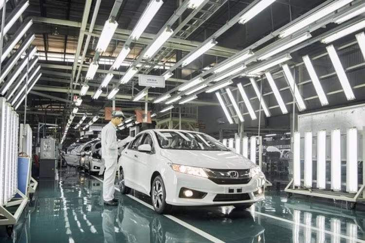 Honda Viet Nam trieu hoi 27.700 xe oto loi bom xang-Hinh-2