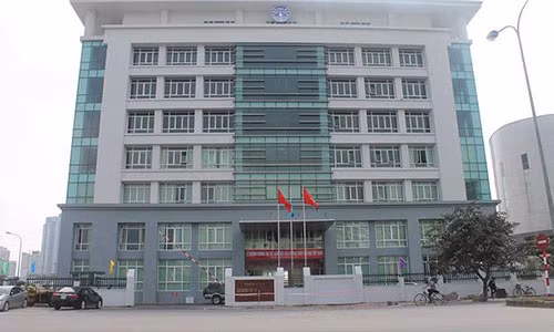 Tam dinh chi 2 can bo nghi an Cuc Duong thuy lap quy den