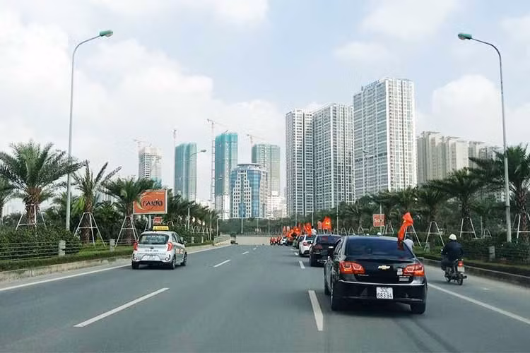 Chúng ta cũng chúc mừng cho đội tuyển U23 Việt Nam tại giải bóng đá U23 Châu Á năm nay, hi vọng đội tuyển thân yêu của chúng ta sẽ được lọt vào vòng chung kết để làm nên lịch sử.