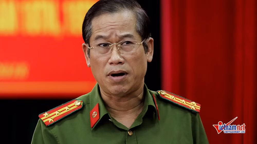 Đại tá Phùng Tiến Triển.