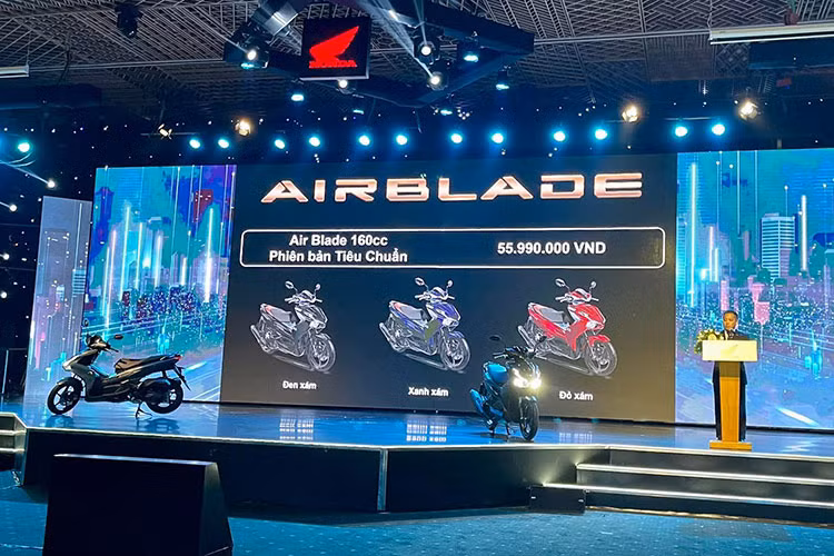 Mẫu xe ga Honda Air Blade 2023 vẫn sẽ tiếp tục duy trì hệ thống chống bó cứng phanh (ABS) cho bánh trước trên phiên bản 160cc và phanh kết hợp (CBS) trên phiên bản 125cc.