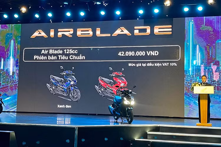 Theo như kết quả thử nghiệm, với vận tốc 40km/h, động cơ 125cc mới có có thể tăng tốc trong 6.2 giây với khoảng cách 100m (nhanh hơn 0.2 giây so với phiên bản tiền nhiệm). Khả năng leo quãng dốc 50m khi chở người phía sau, dốc nghiêng 10 độ đạt 5.9 giây.