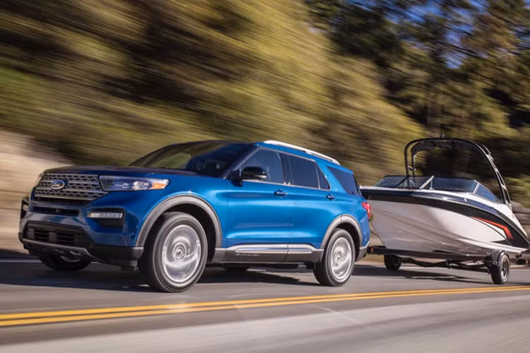  Ford Explorer thế hệ mới đã lần đầu tiên trình làng trong triển lãm Ô tô Detroit 2019. Tuy nhiên, hãng Ford có vẻ vẫn chưa công bố hết những công nghệ của mẫu SUV cỡ lớn này. Mới đây, hãng Ford đã tung ra một đoạn video mới giải thích về lốp tự vá khi bị thủng của Explorer 2020.