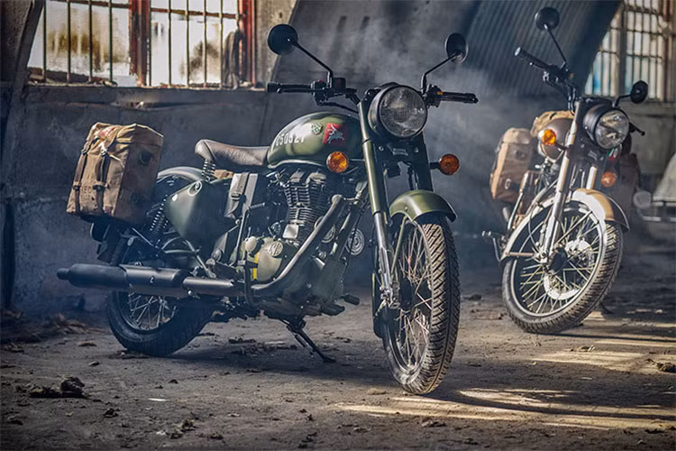 Các trang bị khác trên xe như khung gầm và hệ thống treo không có gì khác biệt so với phiên bản Royal Enfield Classic 500 tiêu chuẩn.