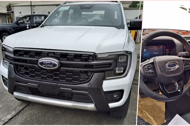 Hiện các đại lý bắt đầu nhận đơn đặt hàng cho Ford Ranger 2023, thời gian giao xe dự kiến vào quý III năm nay. Xe vẫn được phân phối dưới dạng lắp ráp trong nước nhằm tận dụng những chính sách hỗ trợ từ Chính phủ. Giá xe Ford Ranger 2023 tạm tính quanh mốc 650 triệu đồng, cao hơn 20 triệu đồng. Trong khi đó, bản Wildtrak có giá khoảng 960 triệu đồng, tăng gần 30 triệu đồng so với giá hiện tại.
