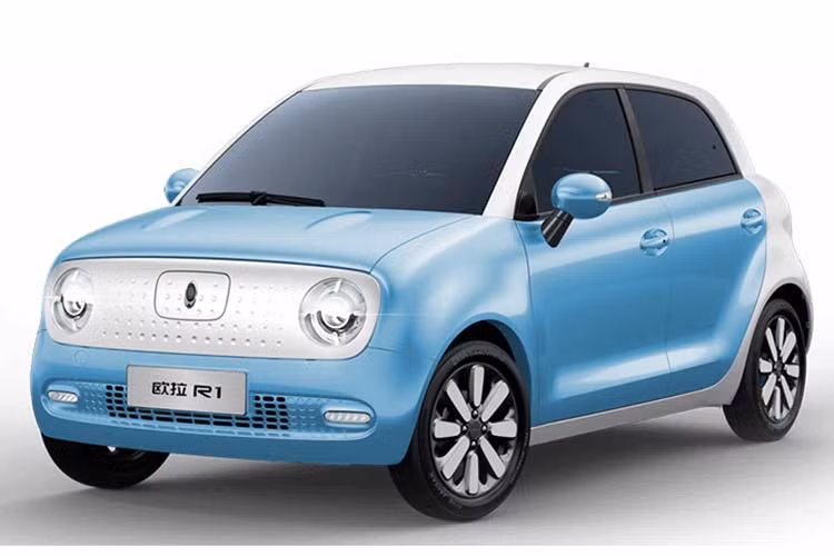 Ning Shuyong, CEO của ORA và phó chủ tịch của Great Wall Motor, phát biểu về sự ra mắt của xe điện Trung Quốc ORA R1, “Là một người mới bước vào thị trường, ORA R1 mang tới trải nghiệm chưa từng có đến các tài xế. ORA thay thế mô hình đại lý trung tâm 4S phổ biến ở Trung Quốc với một mạng lưới ORA Home nhất quán, trung tâm trải nghiệm và ổ điện thông minh ở các quận kinh doanh trung tâm của các thành phố Trung Quốc.”