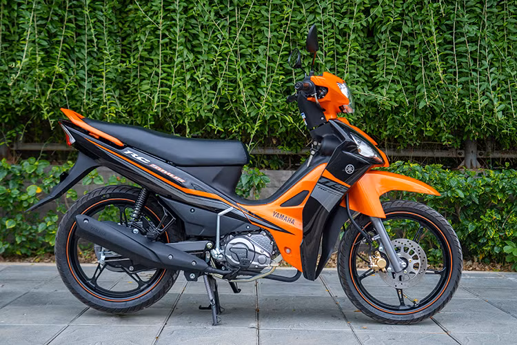 Danh gia xe may Yamaha Sirius RC va Honda Wave Alpha tai Viet Nam