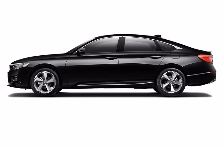 Theo Honda Việt Nam, hiện nay công nghệ an toàn là mối quan tâm ngày càng lớn của người tham gia giao thông, phương tiện di chuyển cũng được cải tiến an toàn và tiện nghi hơn cho người sử dụng. Hệ thống công nghệ hỗ trợ lái xe an toàn tiên tiến Honda SENSING là thay đổi nâng tầm giá trị cho phiên bản Honda Accord 2022 tại Việt Nam.