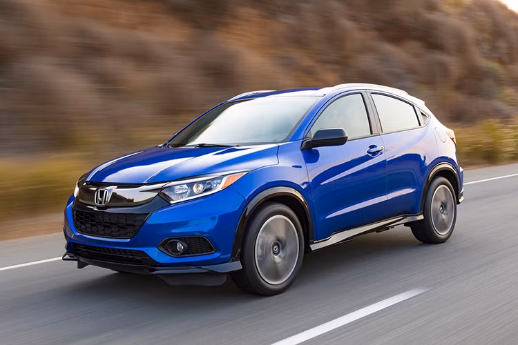 Thời gian gần đây phân khúc crossover MPV thực sự “nở rộ” với sự xuất hiện của một loạt những cái tên mới như Mitsubishi Xpander hay Toyota Rush. Để góp phần tạo thêm sôi động cho sân chơi này, Honda sẽ tung ra mẫu xe BR-V hoàn toàn mới trong năm 2019 tại Việt Nam.