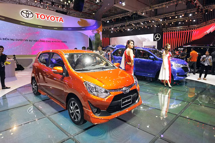 Sự hiện diện lần đầu tiên của hai mẫu xe nhỏ - Wigo và Avanza - thể hiện nỗ lực thực hiện hóa giấc mơ sở hữu một chiếc xe ô tô cho khách hàng Việt Nam; trong khi đó, mẫu xe Alphard nhắm tới những khách hàng đang tìm kiếm một chiếc xe minivan rộng rãi, mà vẫn sang trọng, lịch lãm.