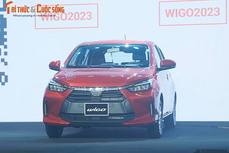 Toyota Wigo 2023 vua ra mat Viet Nam da giam gia, tim doanh so