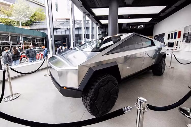 Gia xe Tesla Cybertruck co the mua duoc 2 chiec Ford F-150 Lightning?