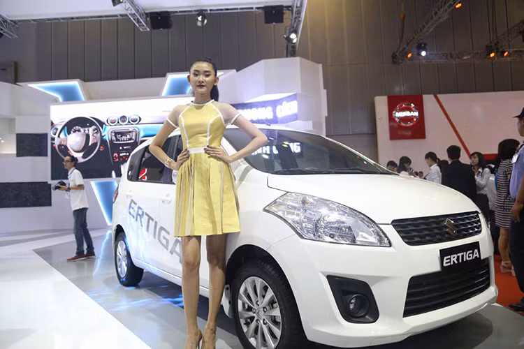 Ertiga – Hơn Cả Một Chiếc Sedan, nổi trội với không gian nội thất rộng rãi và khả năng tùy biến sử dụng linh hoạt là một trong những điểm cộng hiếm có cho một chiếc sedan 5+2.
