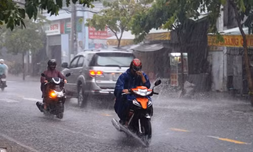 Du bao thoi tiet 15/4: Mien Bac co noi mua rat to