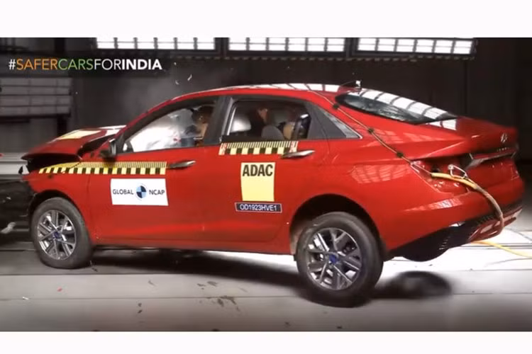 Hyundai Accent 2024 dat chung nhan 5 sao tu Global NCAP-Hinh-2