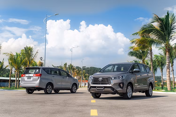 Toyota Innova 2021 moi tu 750 trieu dong tai Viet Nam