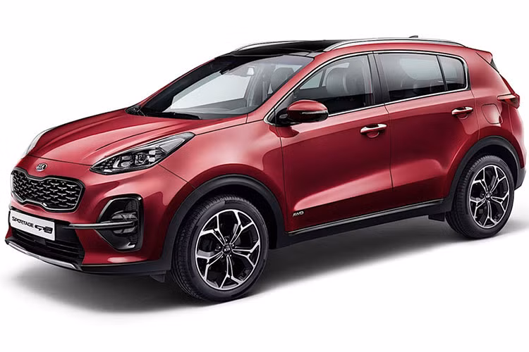 Trên phiên bản mới, Kia Sportage bản nâng cấp được thay đổi nhẹ trong thiết kế ngoại thất. Đầu tiên, hãng Kia bổ sung cản va trước/sau mới cho mẫu crossover cỡ C này. Tiếp đến là hệ thống đèn pha và đèn hậu tái thiết kế. Ngoài ra, xe còn được trang bị cụm đèn định vị ban ngày với 4 bóng LED theo phong cách của Cerato và Cee'd mới nằm trong đèn pha.