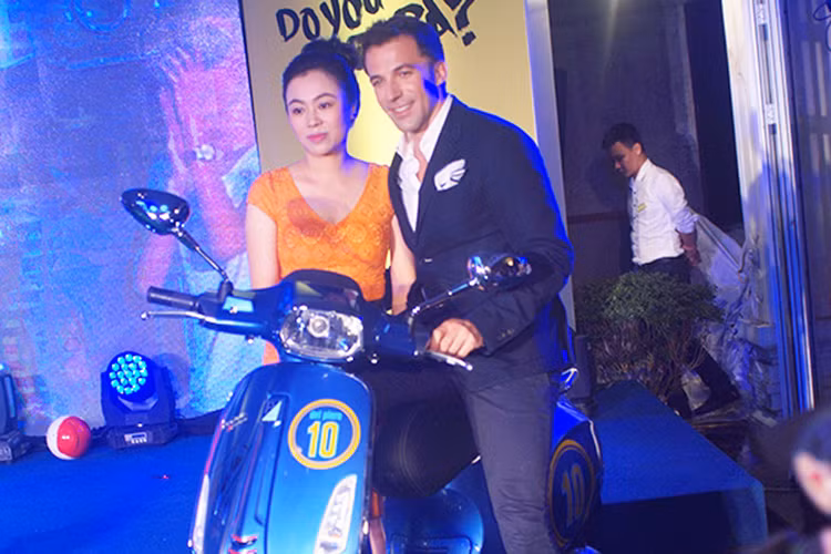 Vespa và Del Piero đều là một trong những biểu tượng đại diện cho niềm kiêu hãnh của người Ý. Cả hai đều có lượng fans lớn trên toàn thế giới, một bên là những người yêu thích môn thể thao vua, một bên là những người yêu thích những chiếc hai bánh “con ong” đặc trưng.