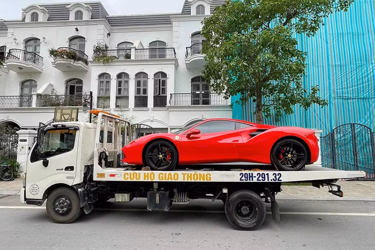 Ca si Tuan Hung chia tay sieu xe Ferrari 488 GTB 16 ty-Hinh-2