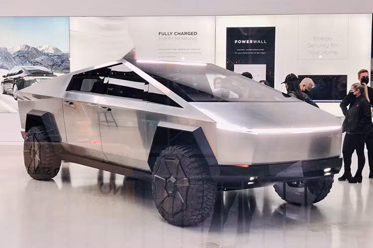 Ty phu Elon Musk - ban tai dien Cybertruck bi 