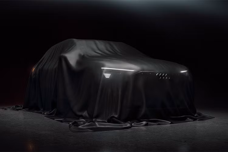 Cụ thể, hãng ôtô Đức sẽ giới thiệu mẫu xe sang chạy điện Audi e-tron phiên bản thương mại vào ngày 17/9/2018 tại Thành Phố San Francisco ở tiểu bang California, Mỹ vào lúc 8h.30PM (giờ địa phương).