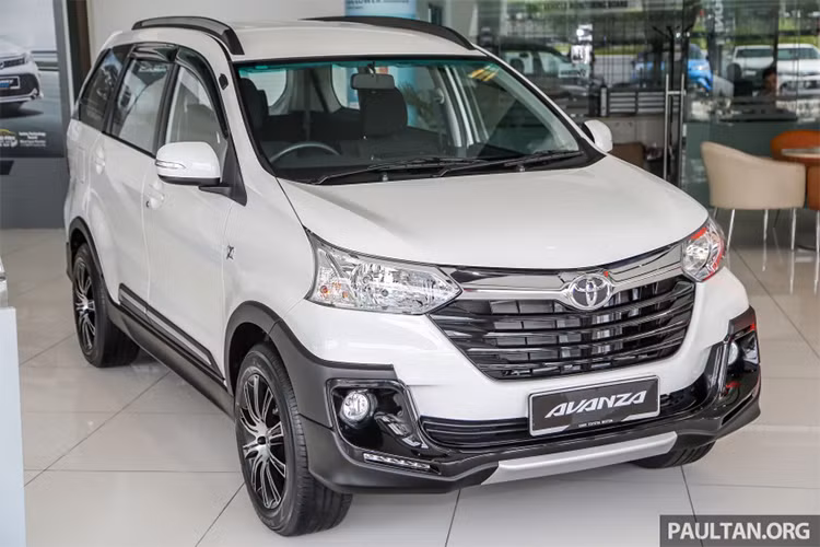Toyota Avanza cũng từng ra mắt thị trường ôtô Việt tại triển lãm VMS 2017, hiện giá bán của mẫu xe MPV Toyota giá rẻ này vẫn chưa được hãng xe ôtô Toyota tiết lộ đến người tiêu dùng do nhiều điều kiện liên quan đến nghị định 116. Tuy nhiên, nhiều khả năng mẫu xe này cũng sẽ được bán ra tại Việt Nam ngay trong năm nay. 