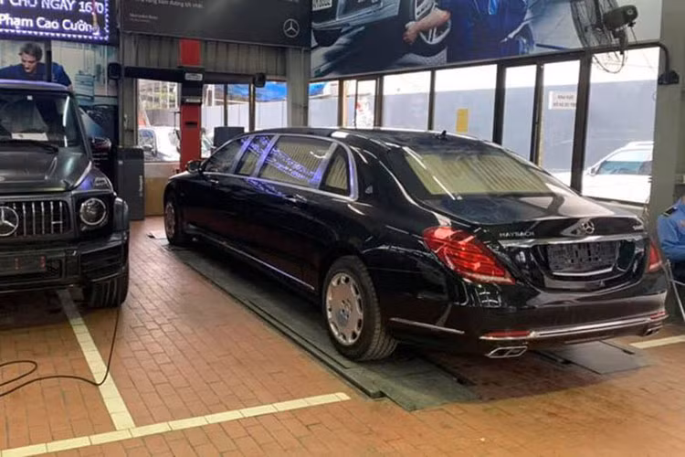 Mercedes-Maybach S600 Pullman của Chủ tịch FLC là chiếc xe thứ 2 về nước, hiện các đai gia Việt còn sở hữu vài chiếc khác, trong đó, 3 xe thuộc đời mới nhất và có thể thấy các Chủ tịch ở Việt Nam rất yêu thích dòng xe Mercedes-Maybach S600 Pullman mặc cho giá bán không hề rẻ,