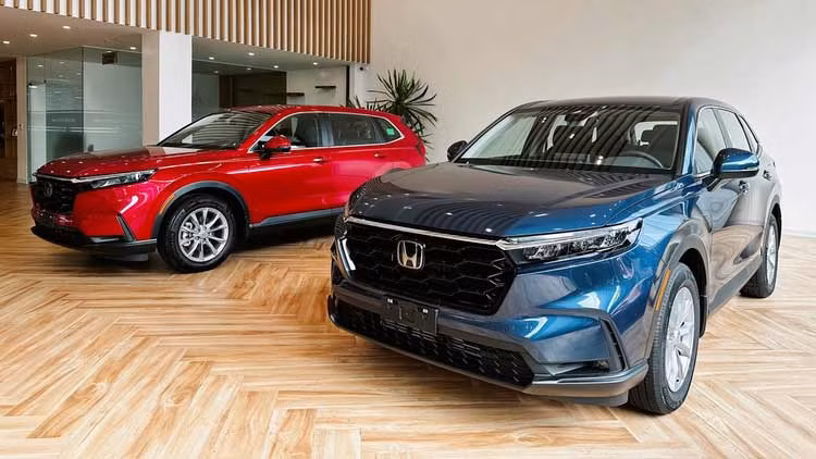 Gia xe Honda CR-V 2024 quay dau, giam hang chuc trieu tai dai ly