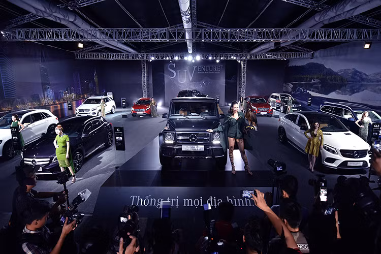 Nâng cao trải nghiệm thương hiệu là định hướng kinh doanh quan trọng của Mercedes-Benz Việt Nam (MBV) trong năm 2017. MBV muốn khắc họa một hành trình trải nghiệm của khách hàng cùng thương hiệu Mercedes-Benz tại Fascination 2017. Triển lãm sẽ mở cửa miễn phí từ ngày 6 - 9/7/2017. Fascination 2017 được kỳ vọng sẽ thu hút hơn 12.000 lượt tham quan của công chúng tại Thủ đô.