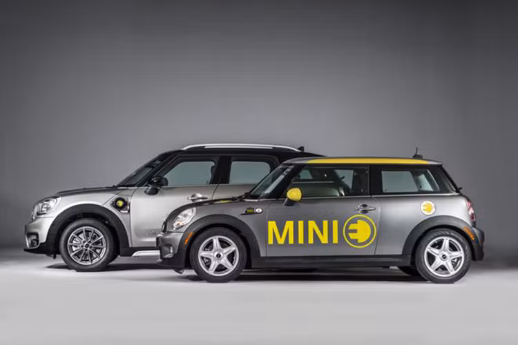 Theo nhận định của Autocar, giá bán MINI Cooper S E cần sát với dòng xe truyền thống nếu không muốn khách hàng lắc đầu ngán ngẩm quay đi.